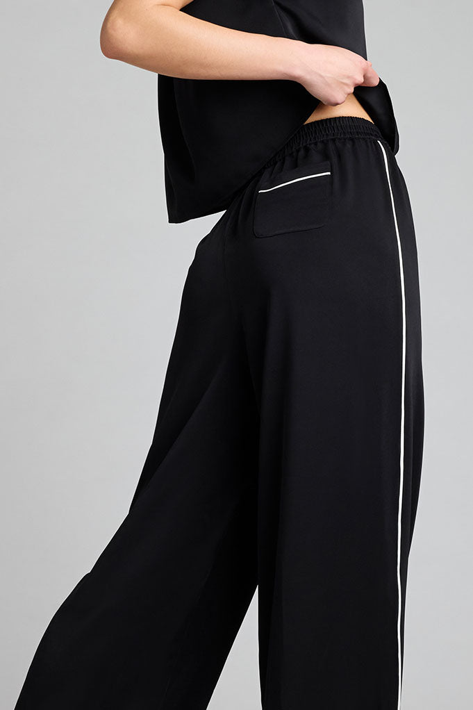 Supreme Track Pant in Black